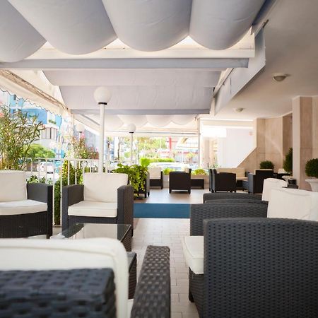 לידו די ג'סולו Hotel Bettina מראה חיצוני תמונה