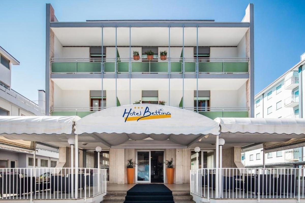 לידו די ג'סולו Hotel Bettina מראה חיצוני תמונה